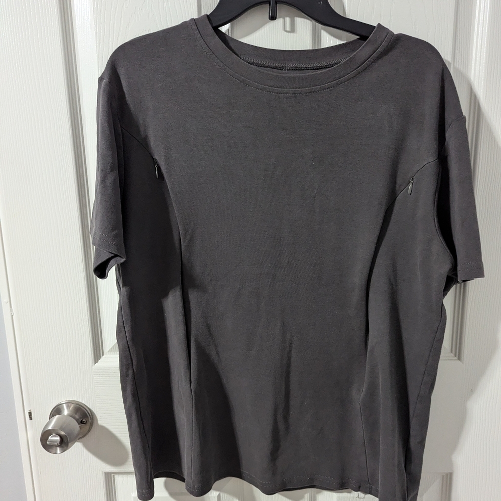 Woman's Charcoal Gray Nursing/Breastfeeding T-Shirt, Size Large